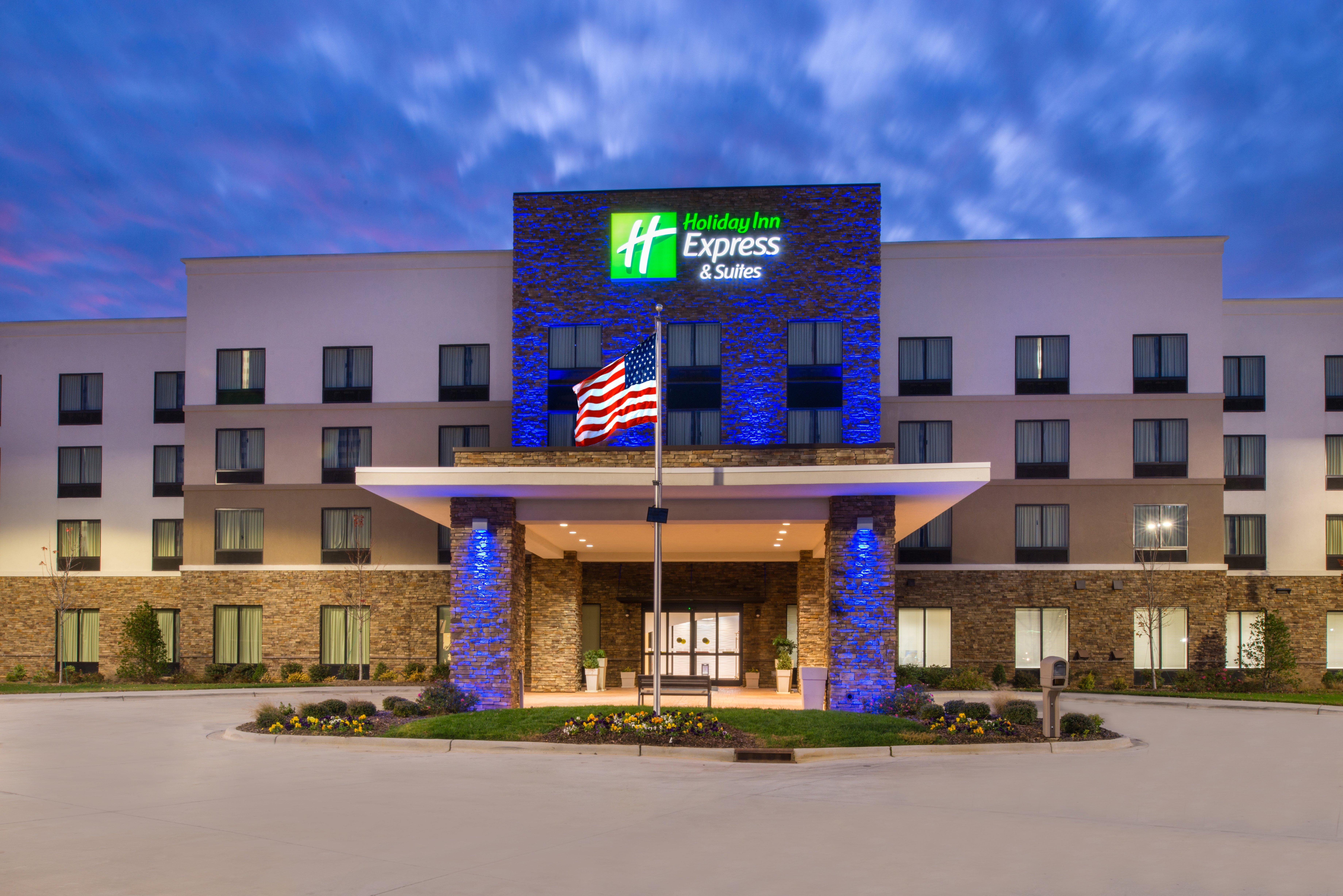 Holiday Inn Express & Suites Monroe By Ihg Zewnętrze zdjęcie